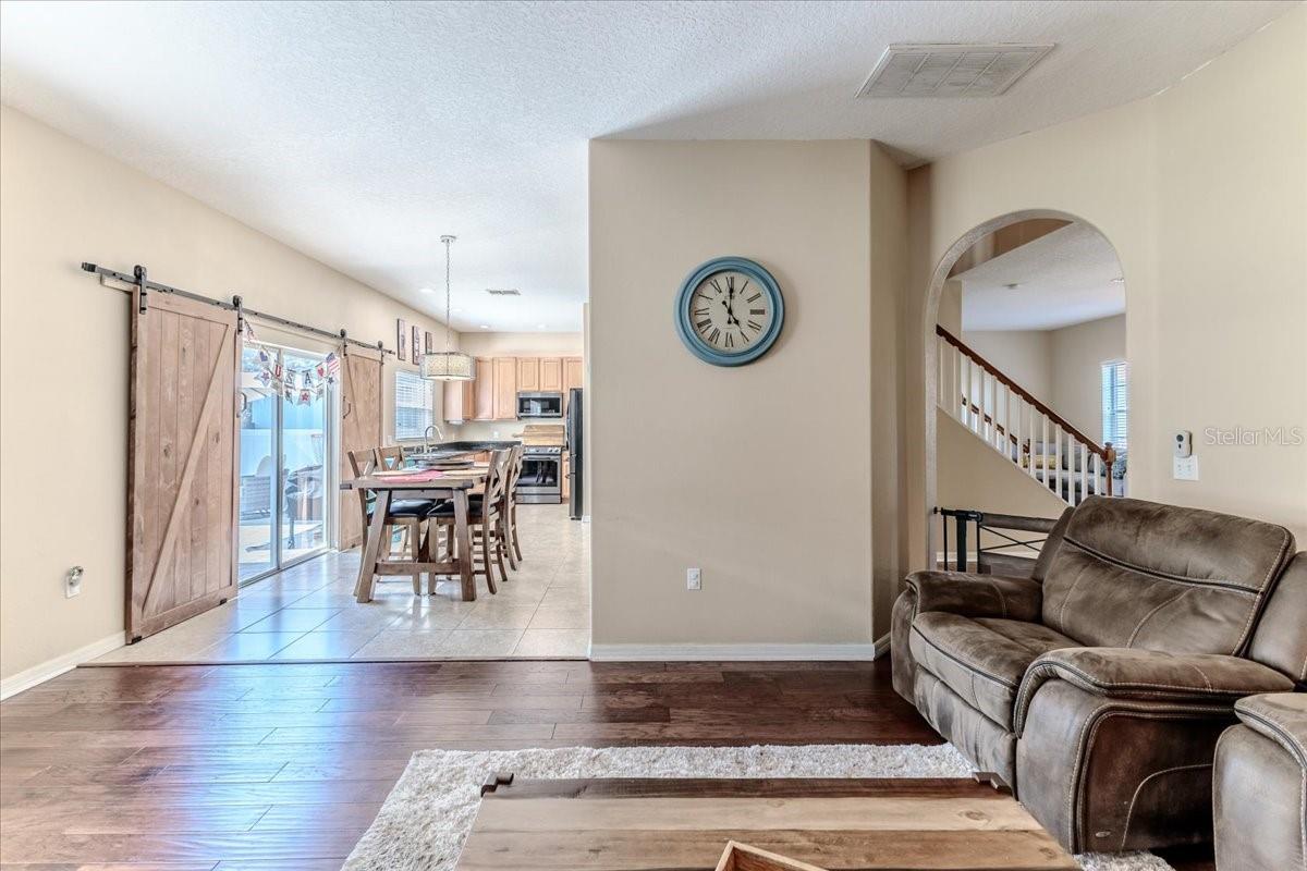 Image 23 of 66 For 4094 Braemere Drive
