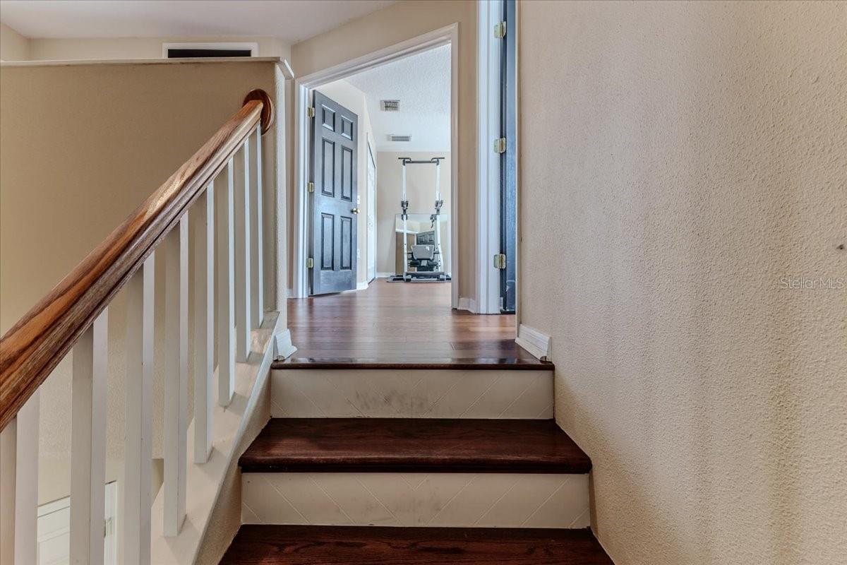 Image 25 of 66 For 4094 Braemere Drive