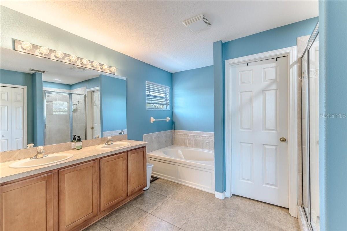 Image 30 of 66 For 4094 Braemere Drive