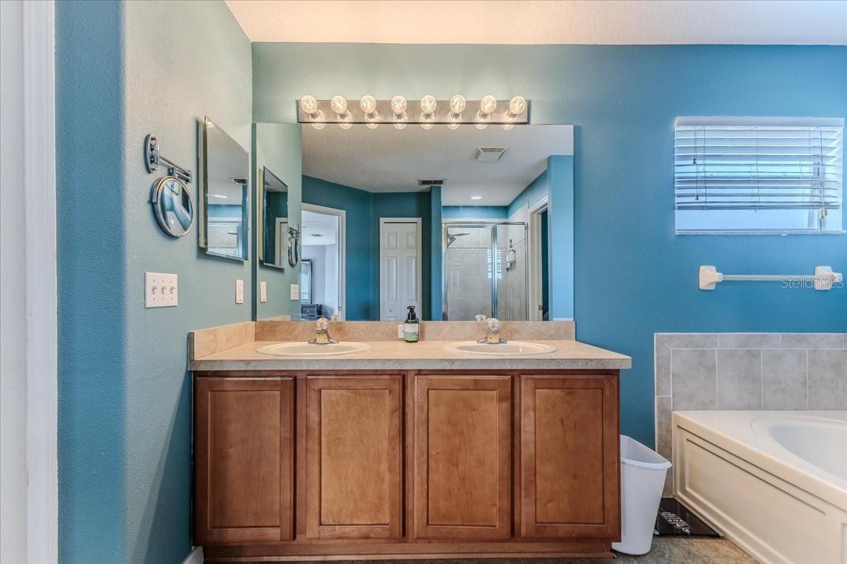 Image 31 of 66 For 4094 Braemere Drive