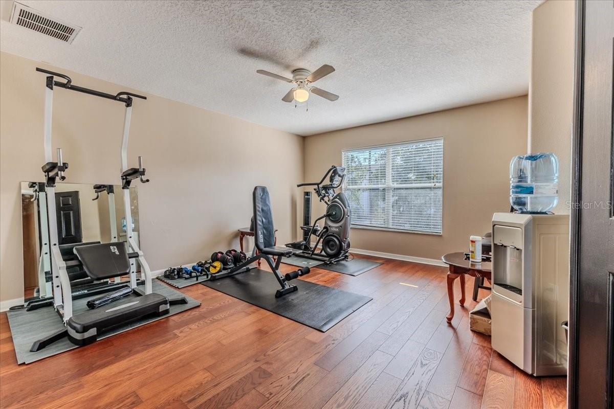 Image 36 of 66 For 4094 Braemere Drive