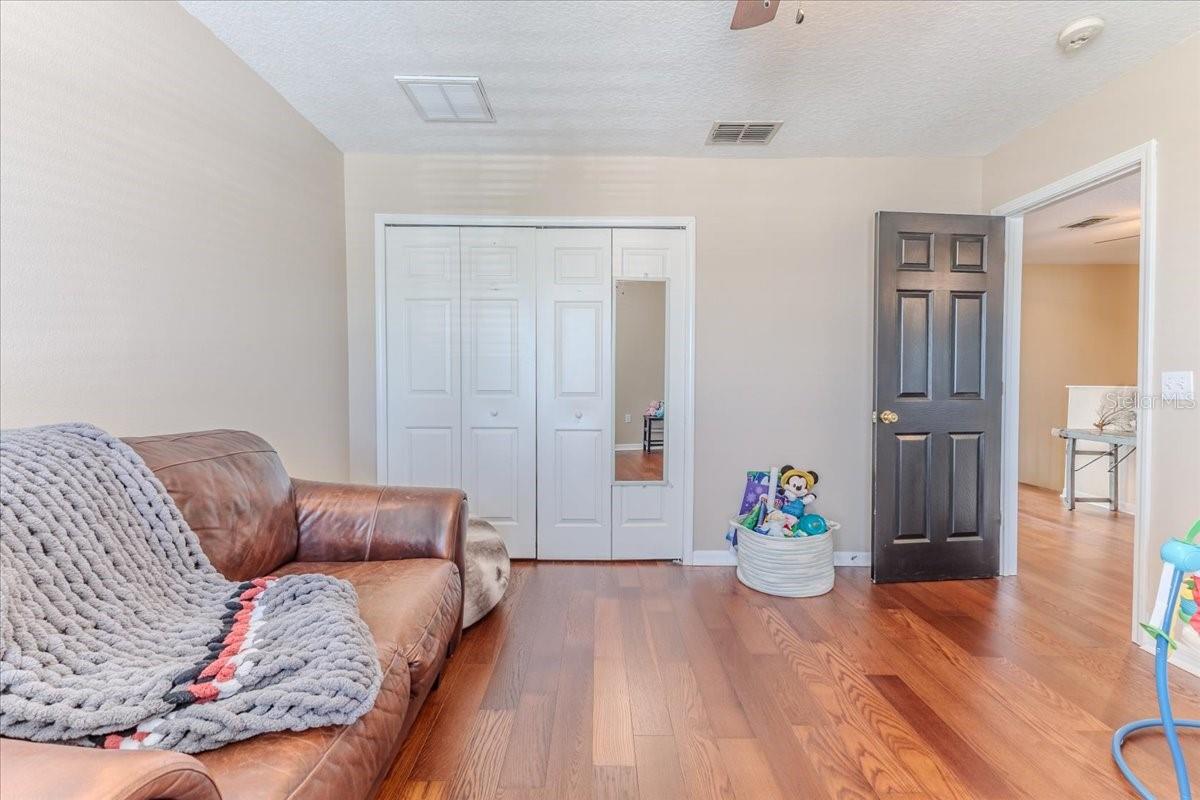 Image 39 of 66 For 4094 Braemere Drive