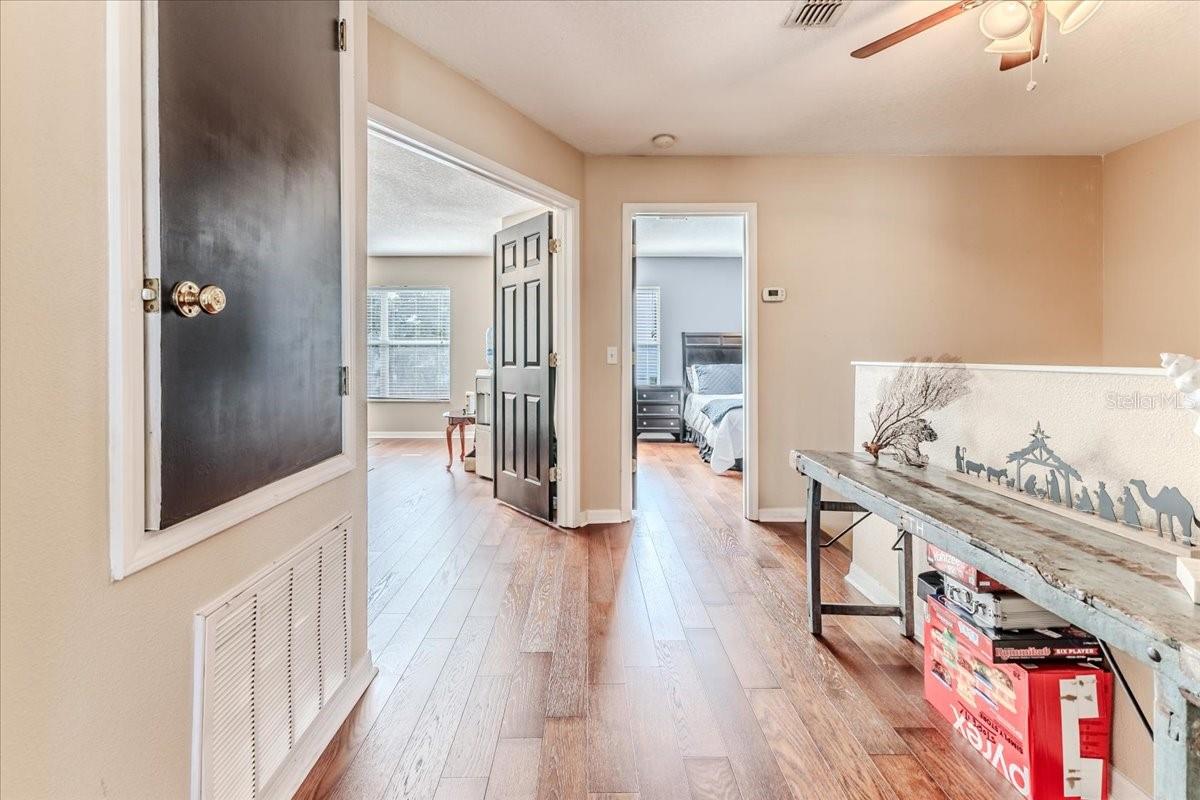 Image 42 of 66 For 4094 Braemere Drive