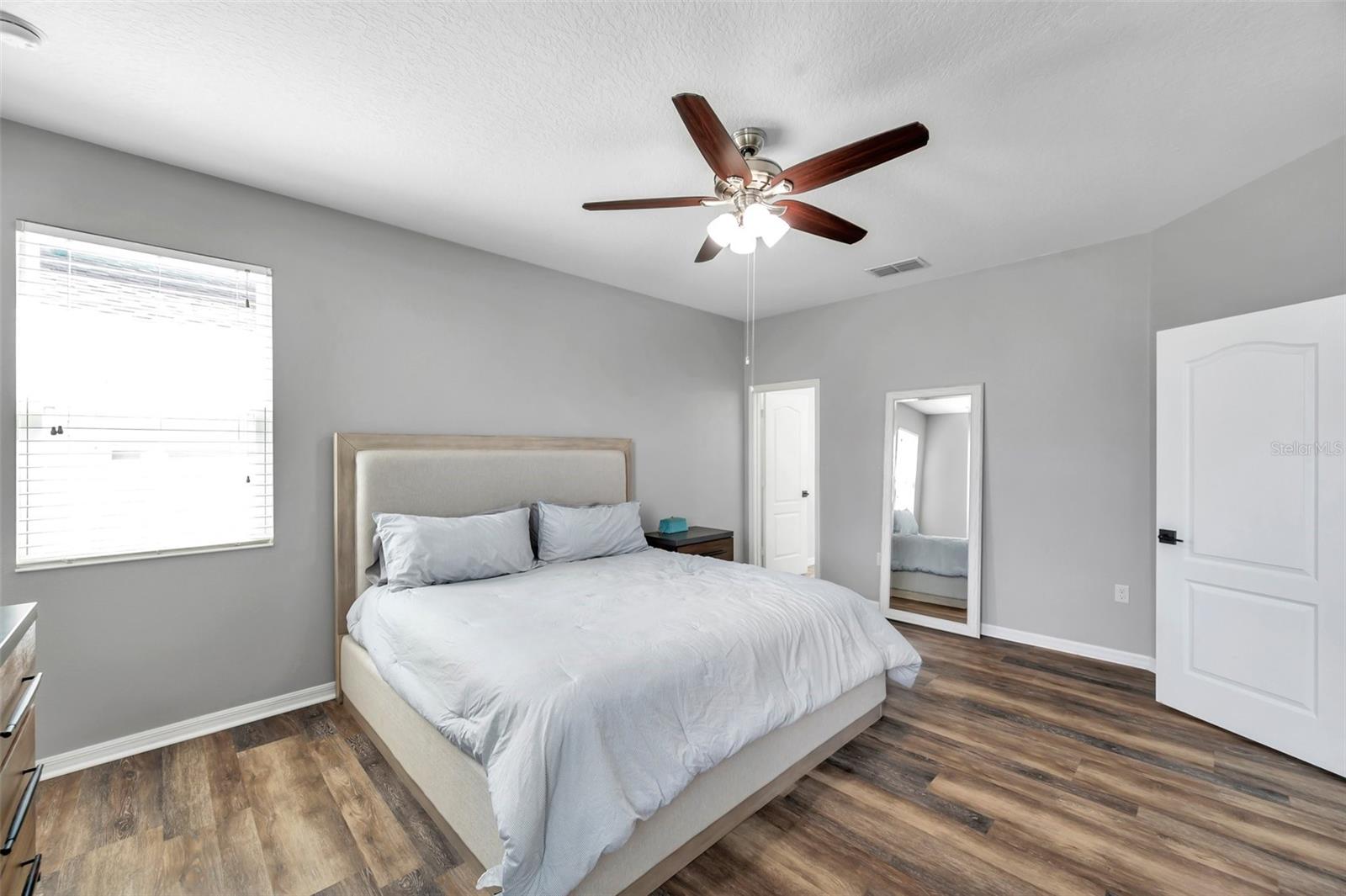 Listing photo id 14 for 7523 Tangle Brook Boulevard
