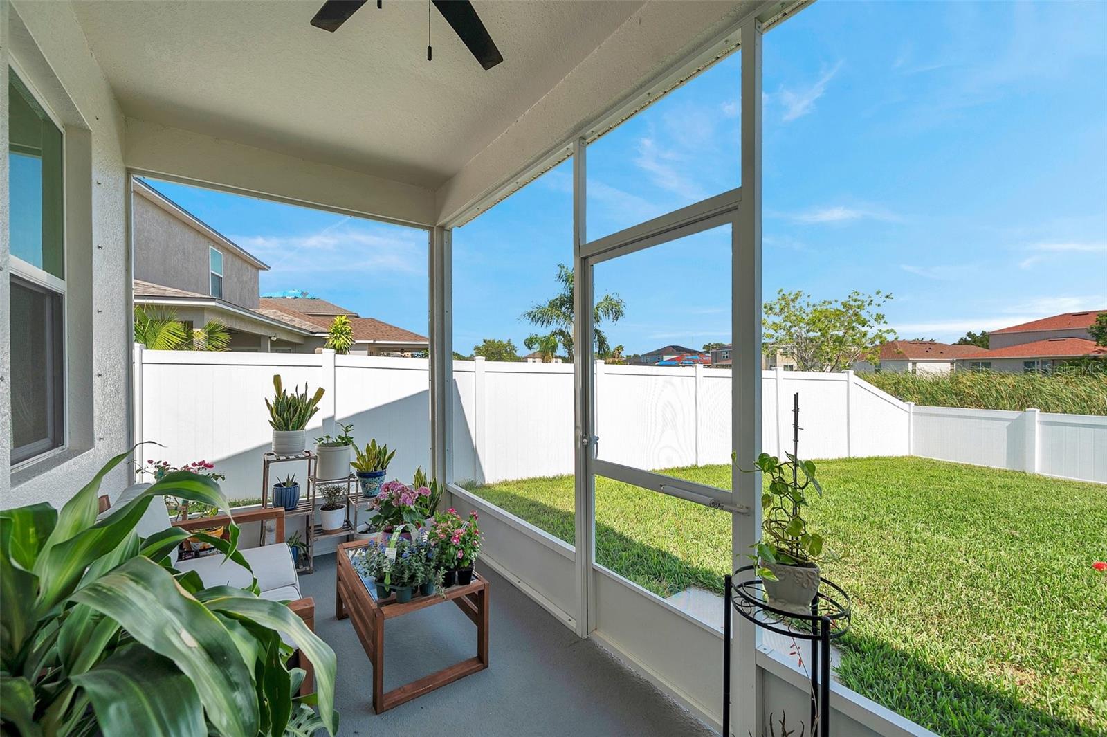 Listing photo id 23 for 7523 Tangle Brook Boulevard
