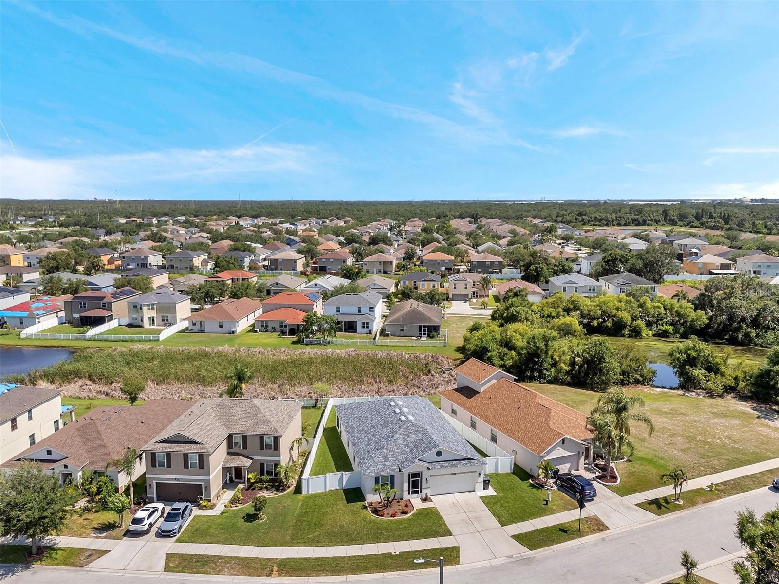 Listing photo id 34 for 7523 Tangle Brook Boulevard