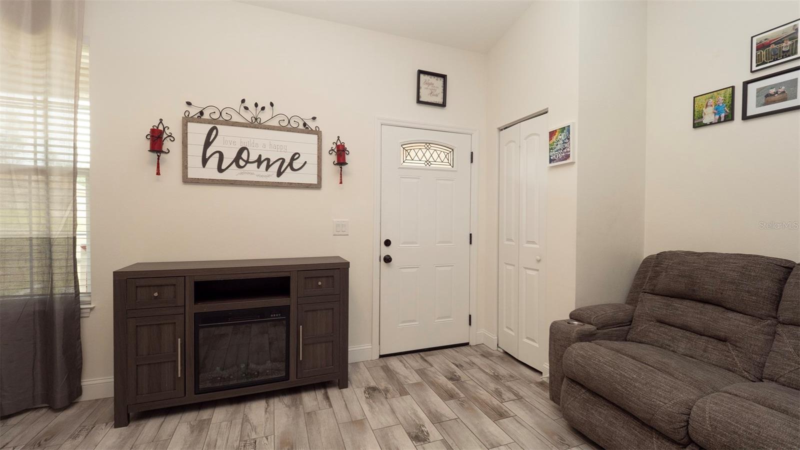 Image 3 of 36 For 12458 Fish Cove Drive