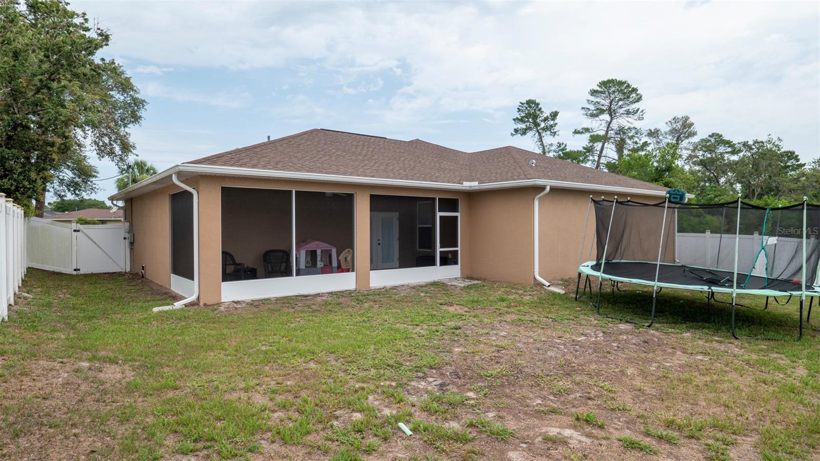 Image 32 of 36 For 12458 Fish Cove Drive