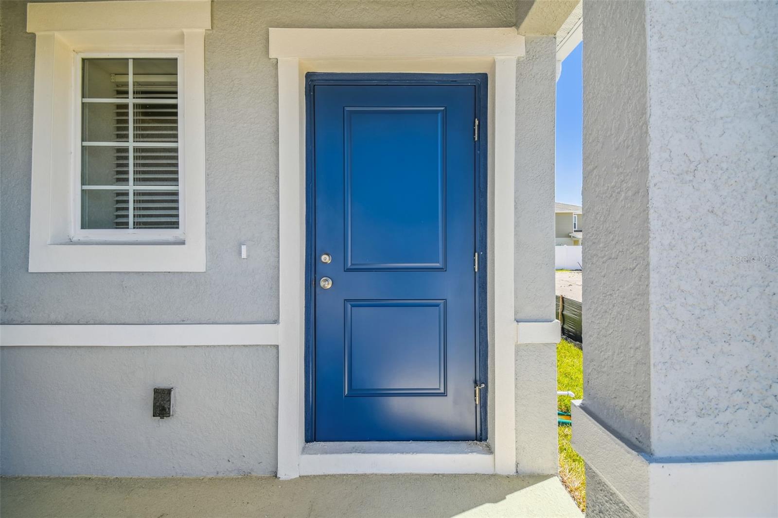 Image 4 of 45 For 11896 Thorncrest Drive