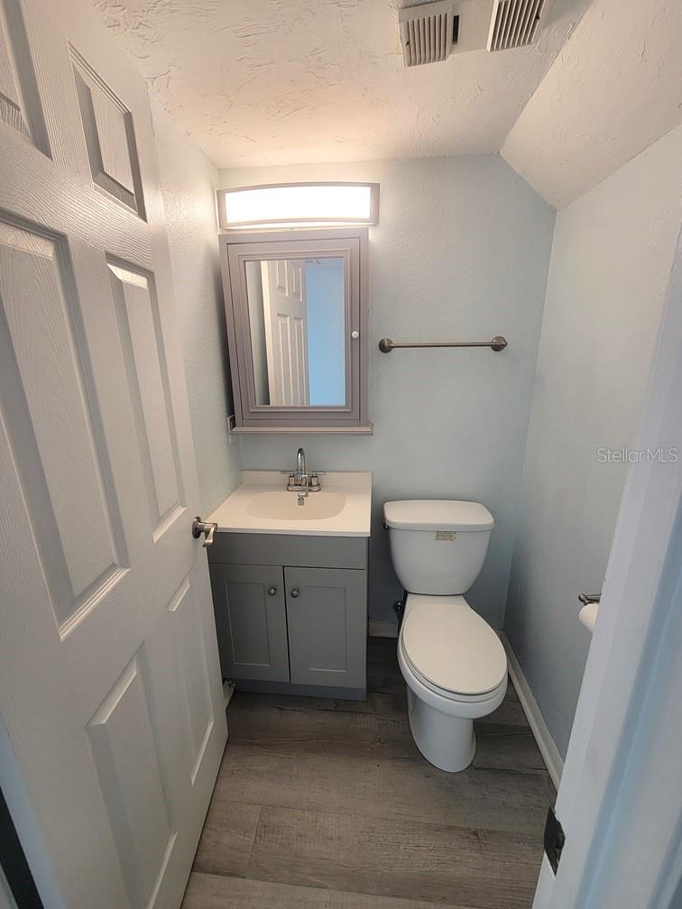 Image 13 of 21 For 22604 Watersedge Boulevard 153