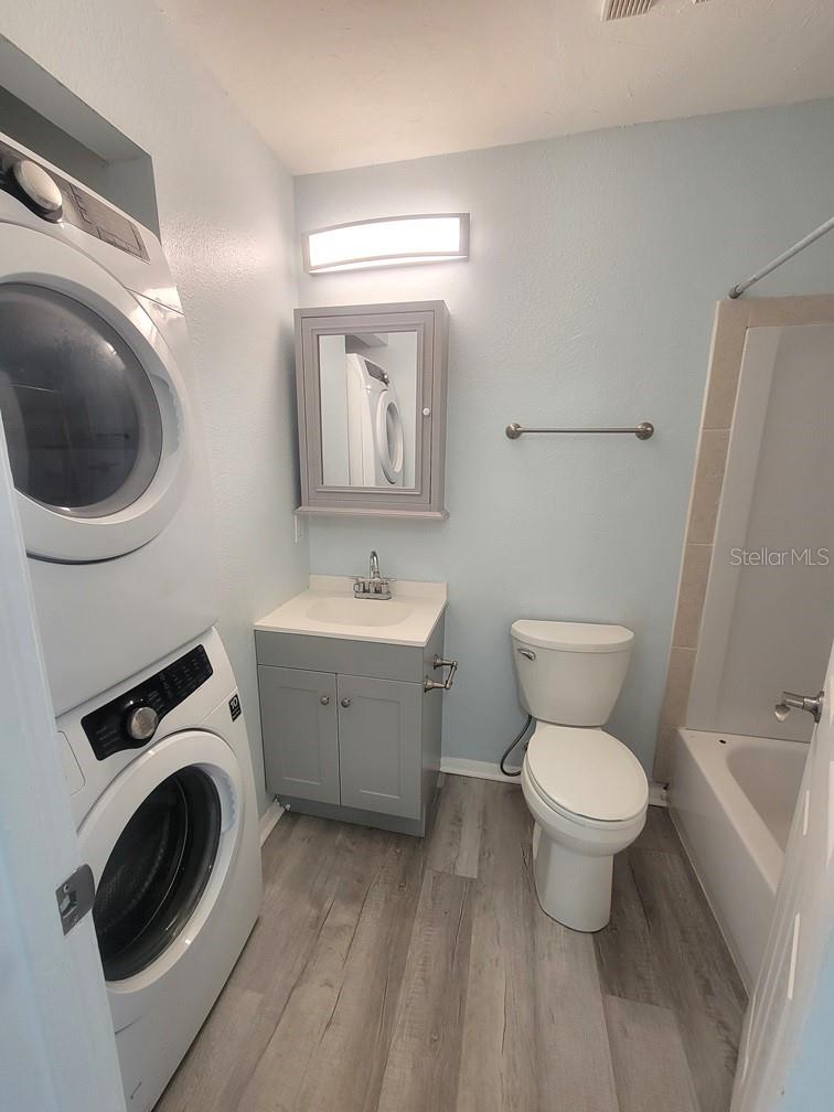 Image 15 of 21 For 22604 Watersedge Boulevard 153