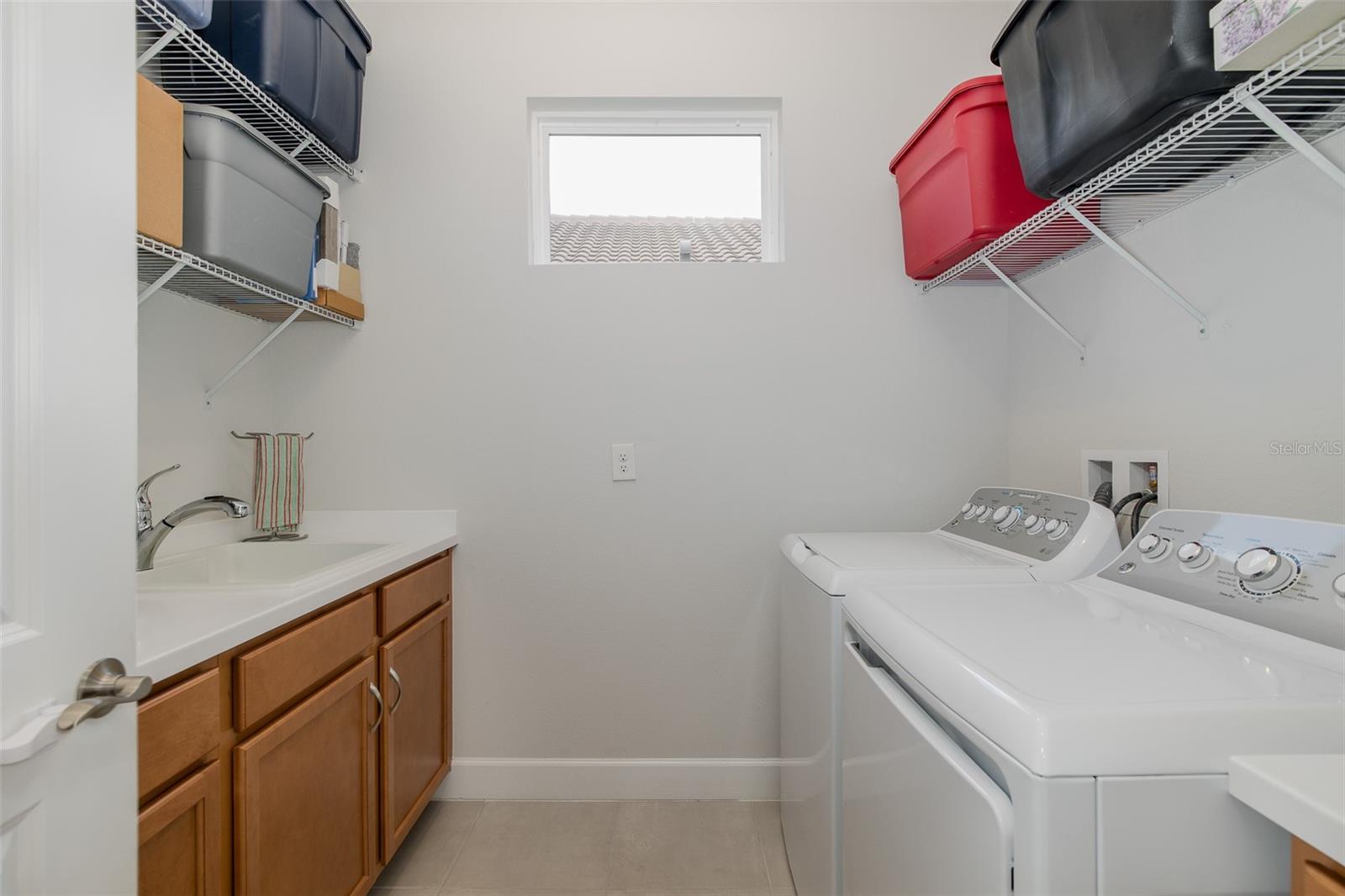 Listing photo id 31 for 3051 Francoa Drive
