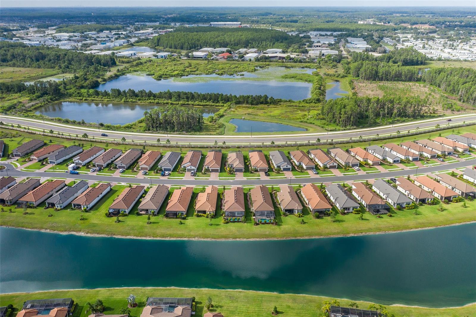 Listing photo id 55 for 3051 Francoa Drive
