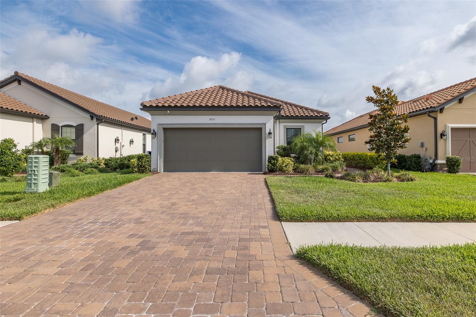 Listing photo id 58 for 3051 Francoa Drive