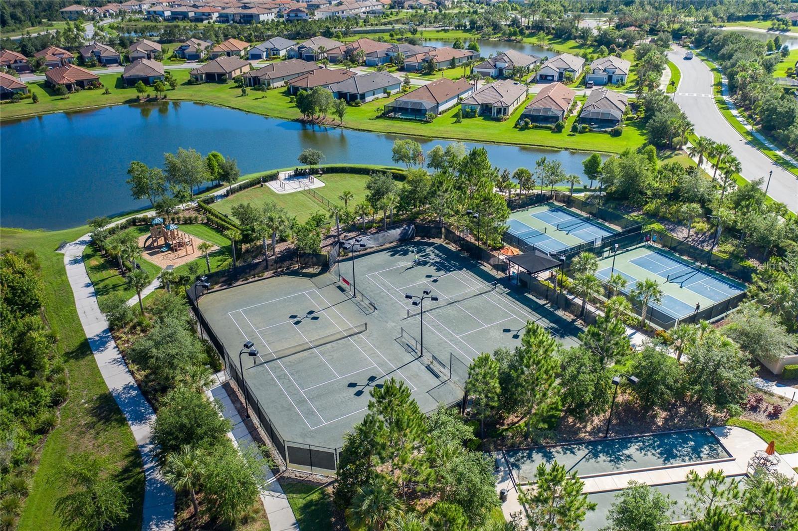 Listing photo id 74 for 3051 Francoa Drive