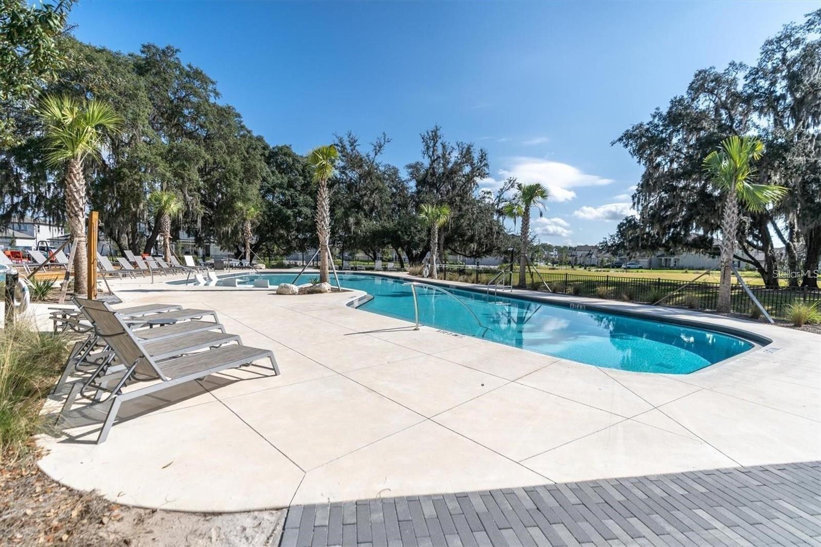 Listing photo id 91 for 3051 Francoa Drive