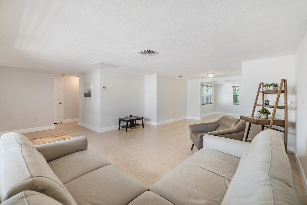 Image 15 of 51 For 4468 Rudder Way