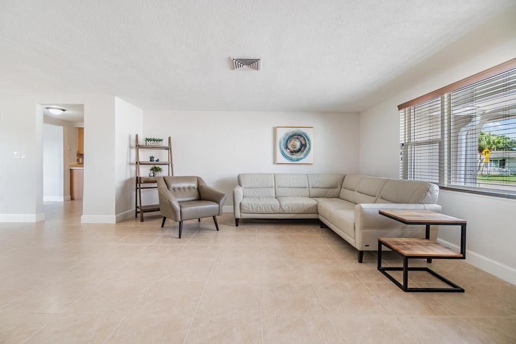 Image 17 of 51 For 4468 Rudder Way