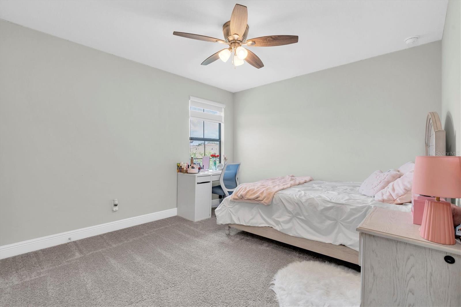 Listing photo id 20 for 4056 Burdick Loop