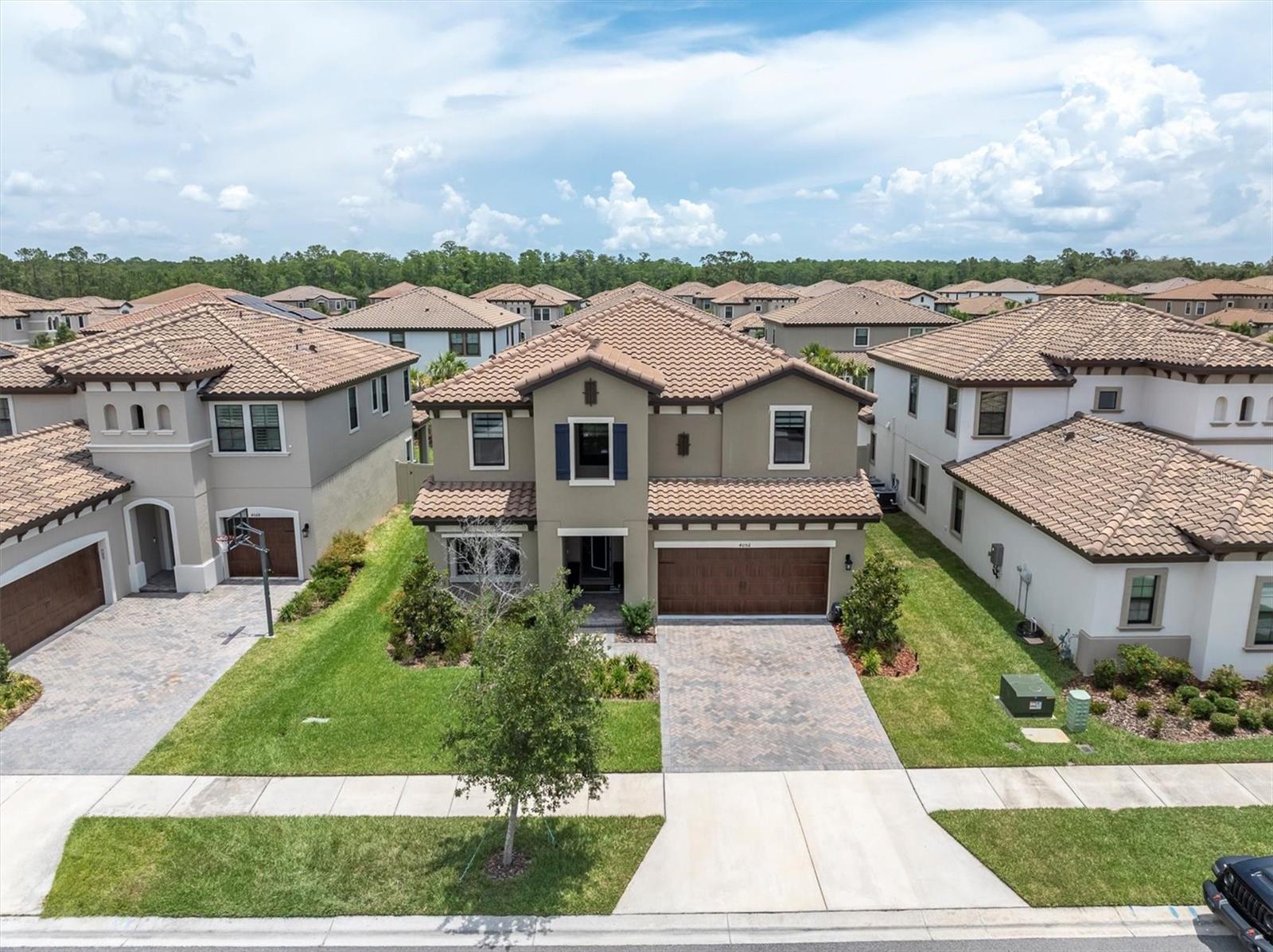 Listing photo id 31 for 4056 Burdick Loop