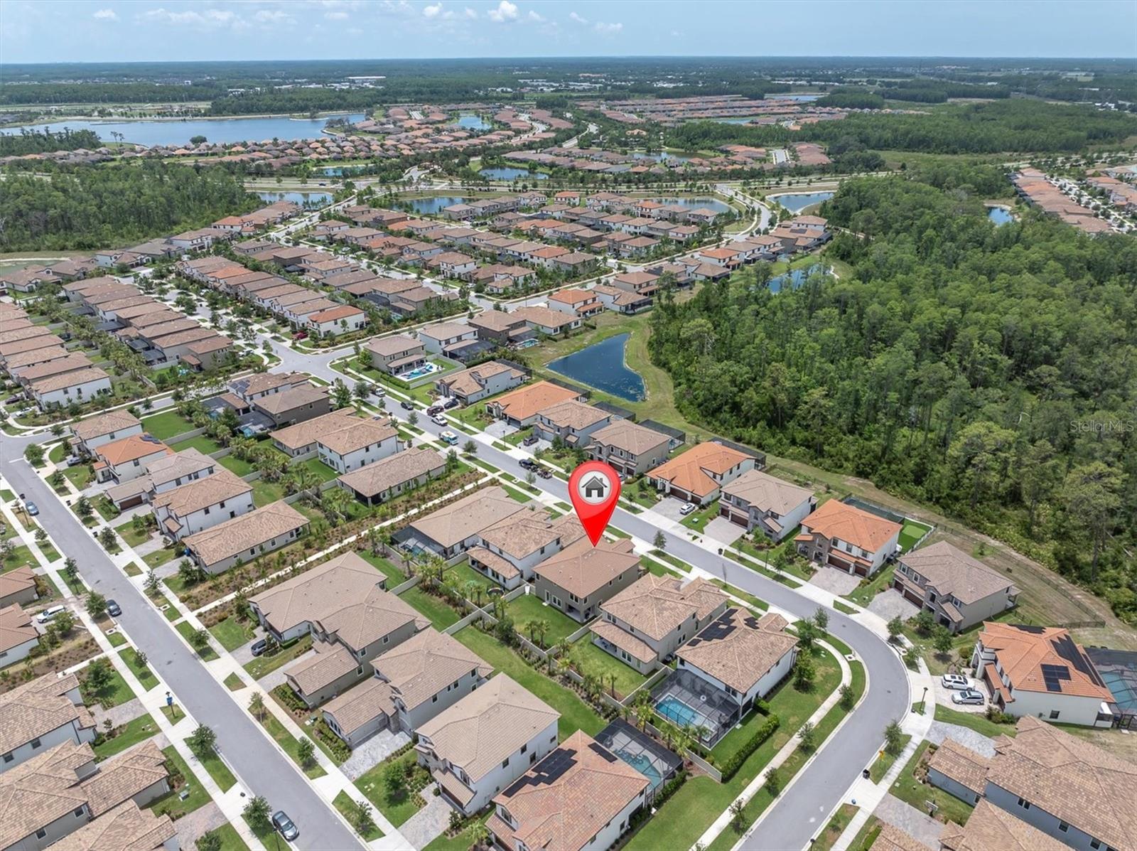 Listing photo id 37 for 4056 Burdick Loop