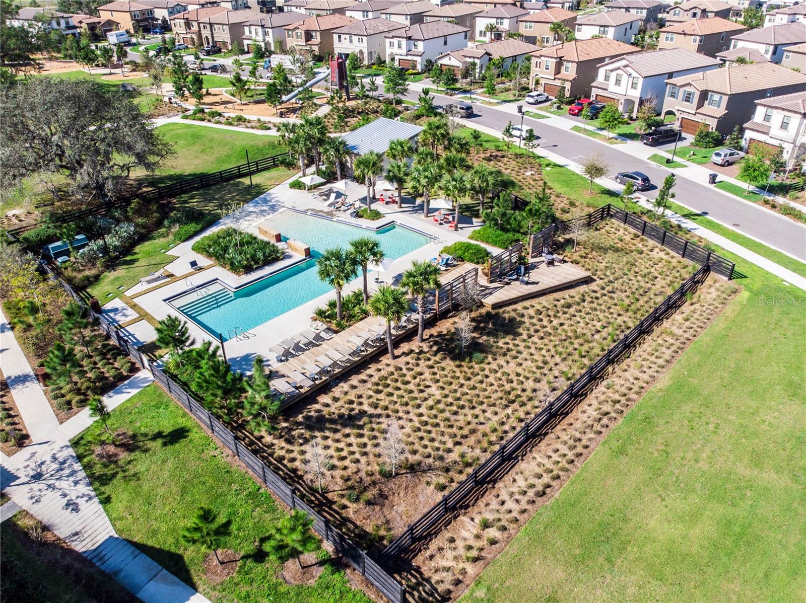 Listing photo id 42 for 4056 Burdick Loop