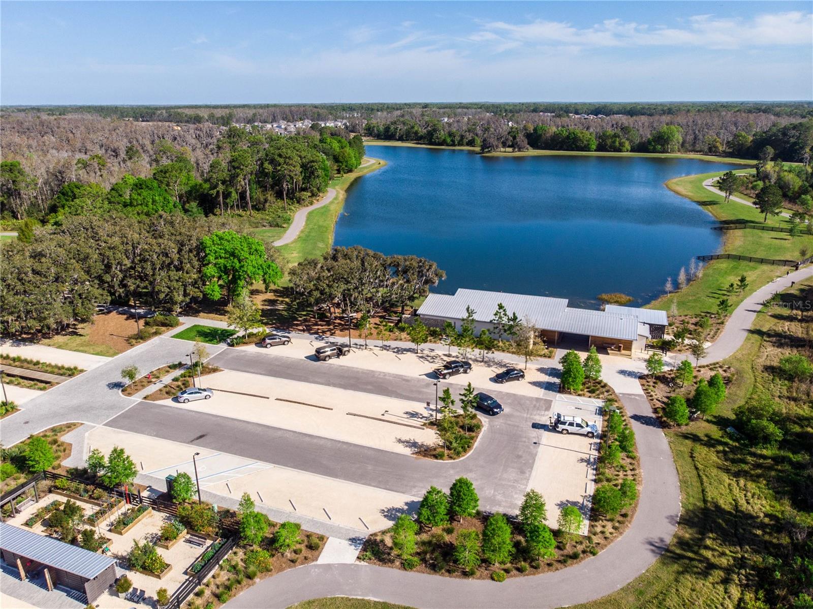 Listing photo id 48 for 4056 Burdick Loop