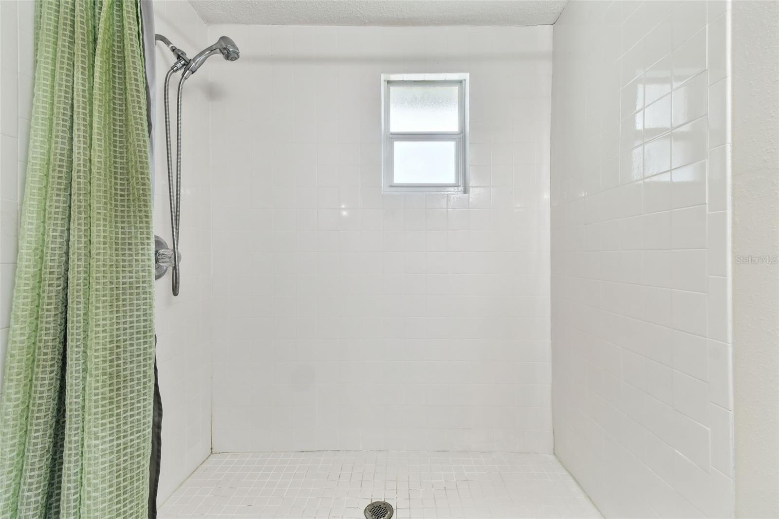 Image 29 of 74 For 5642 Dove Drive