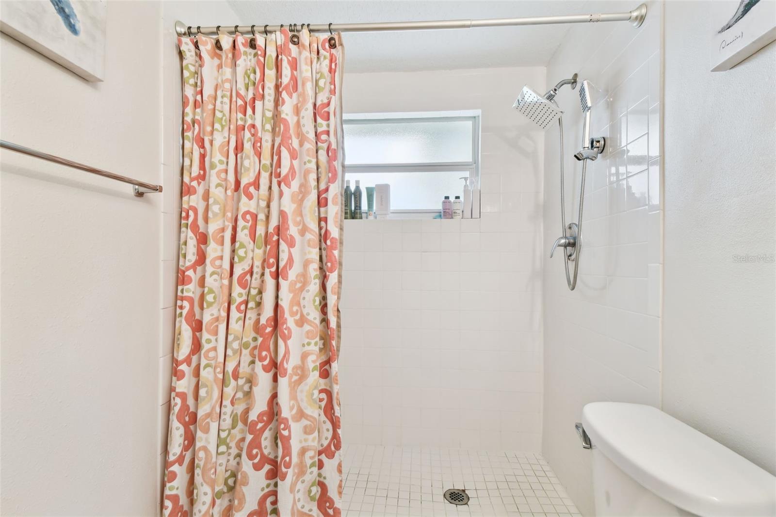 Image 35 of 74 For 5642 Dove Drive