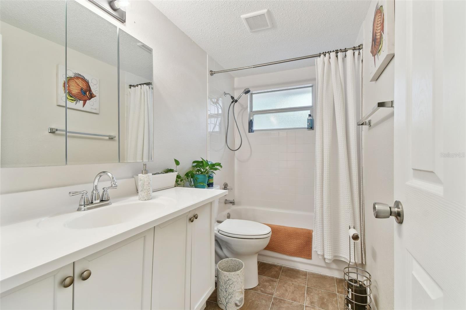 Image 37 of 74 For 5642 Dove Drive
