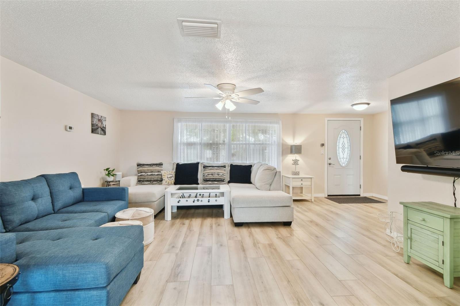 Image 8 of 74 For 5642 Dove Drive