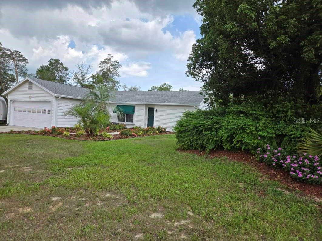 Listing photo id 0 for 6197 Belkton Avenue