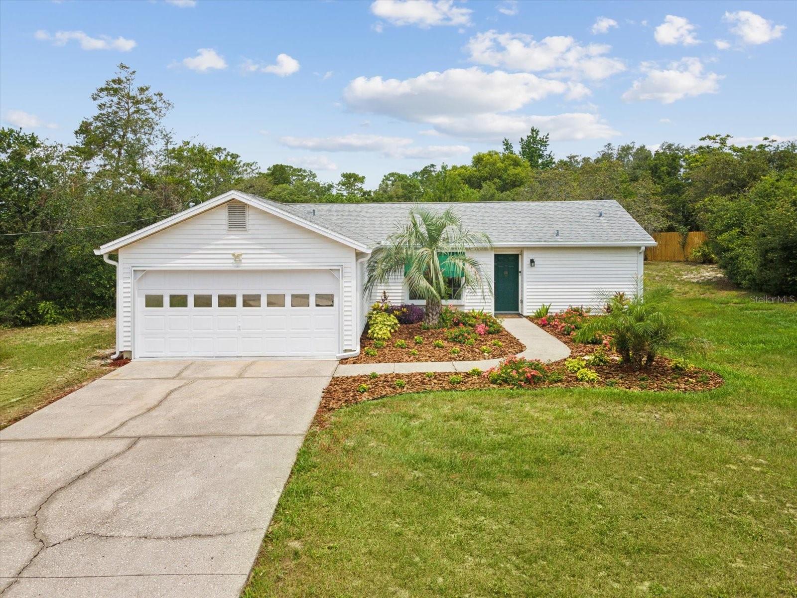 Listing photo id 30 for 6197 Belkton Avenue