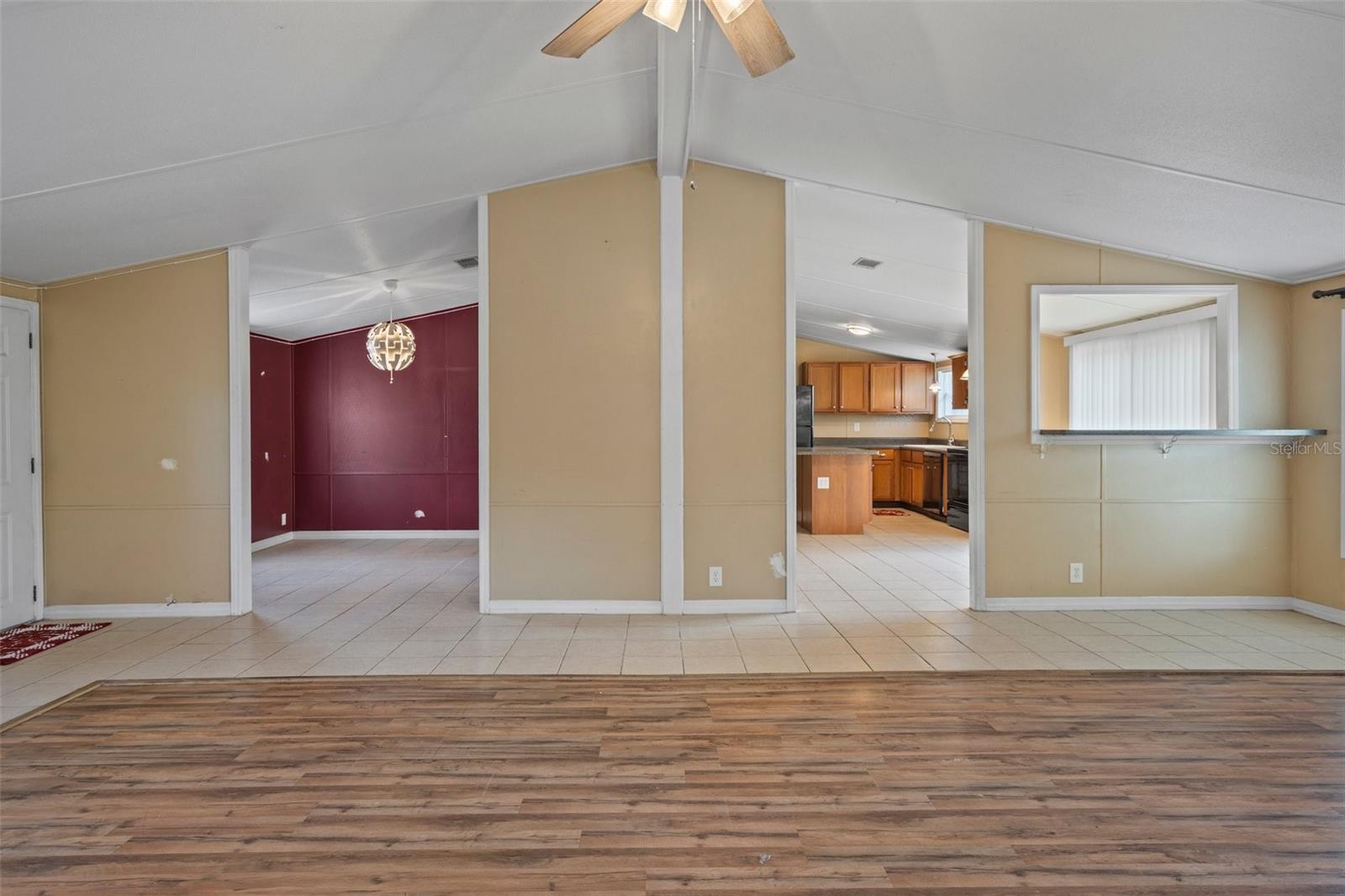 Image 20 of 64 For 15046 Fieldcrest Lane