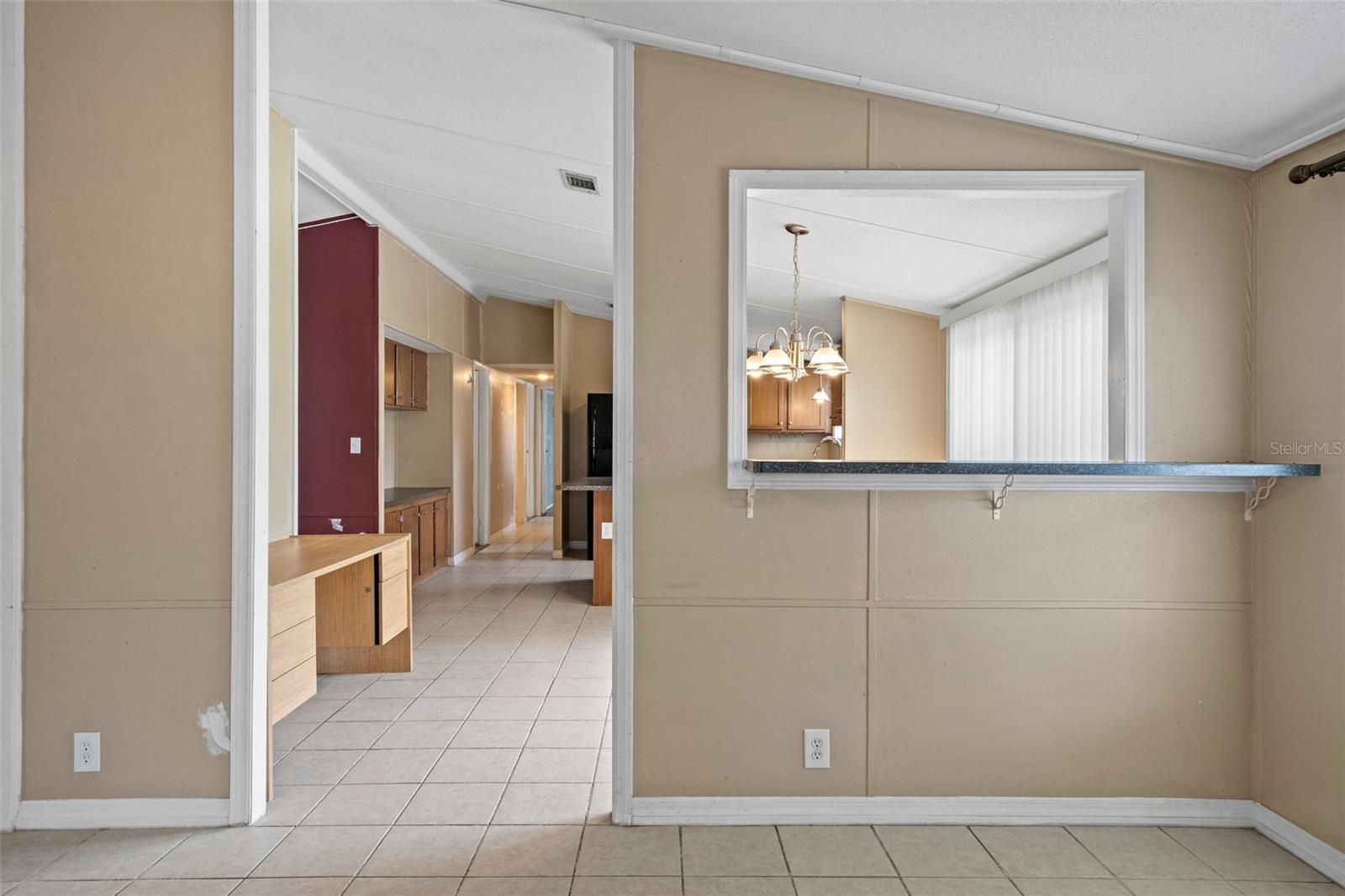 Image 22 of 64 For 15046 Fieldcrest Lane