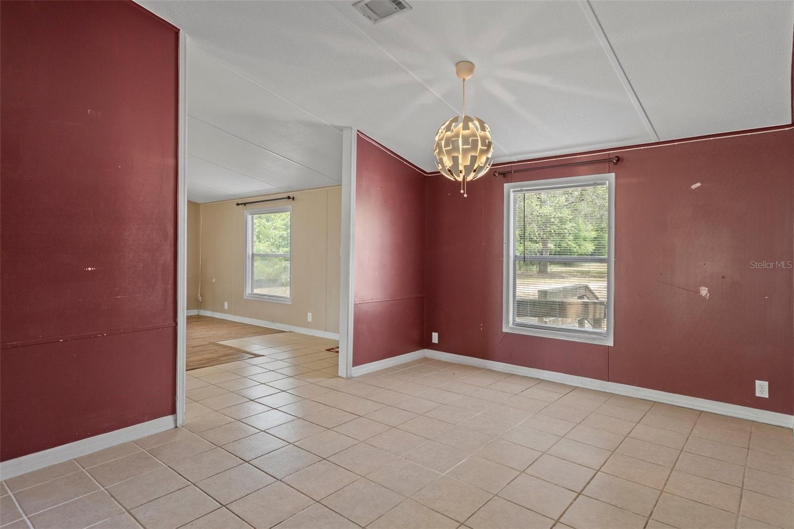 Image 31 of 64 For 15046 Fieldcrest Lane