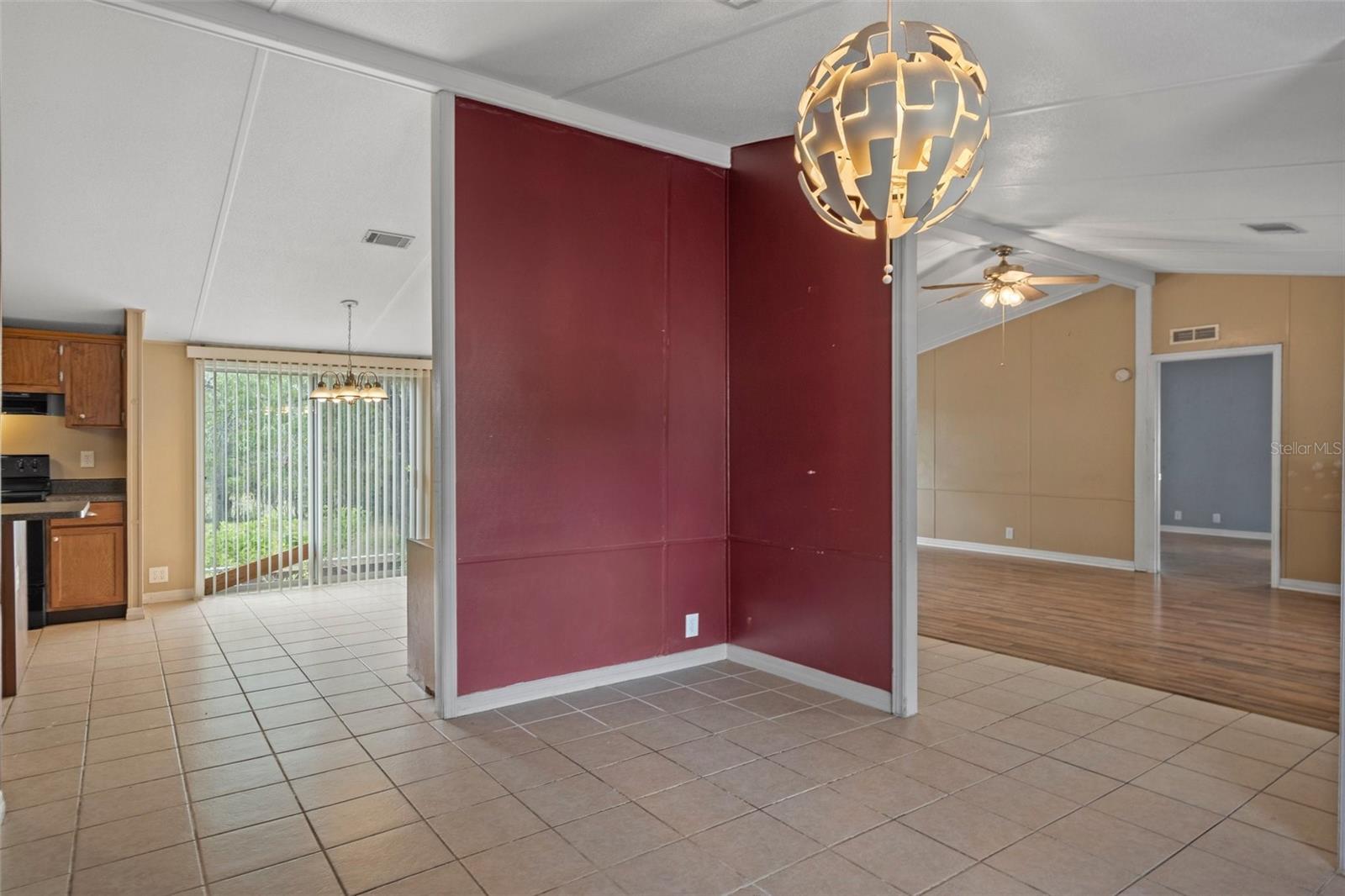Image 32 of 64 For 15046 Fieldcrest Lane