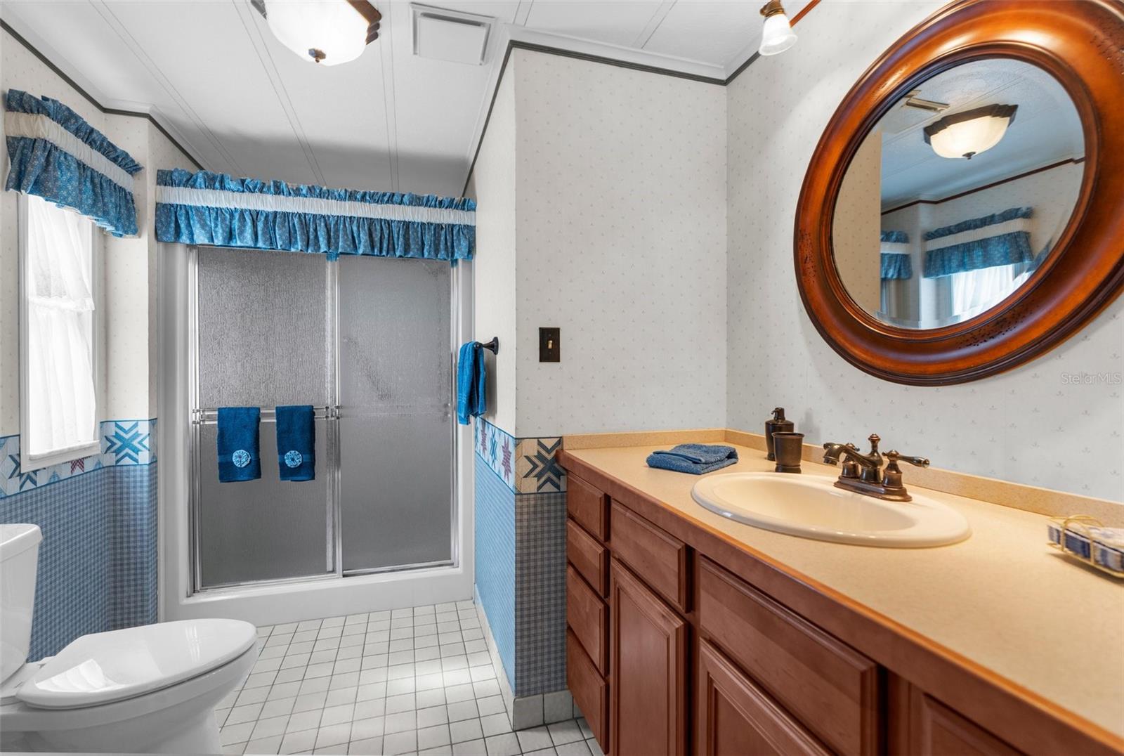 Image 4 of 54 For 7590 Highpoint Boulevard