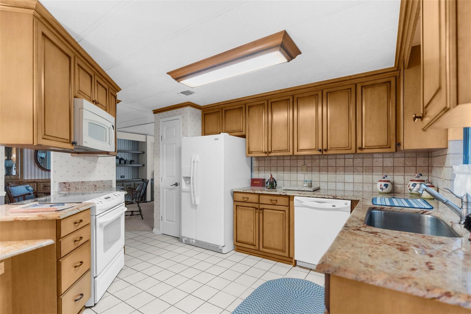 Image 6 of 54 For 7590 Highpoint Boulevard