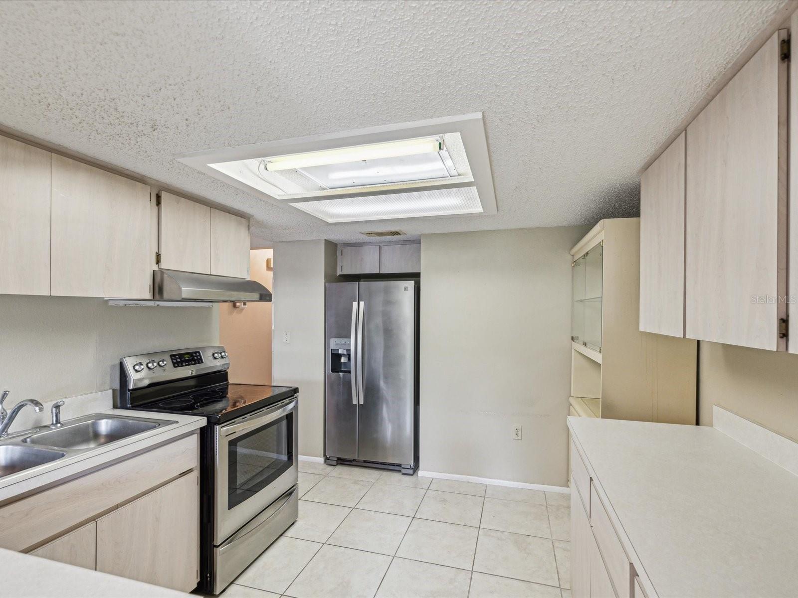 Image 12 of 80 For 12920 Wedgewood Way B