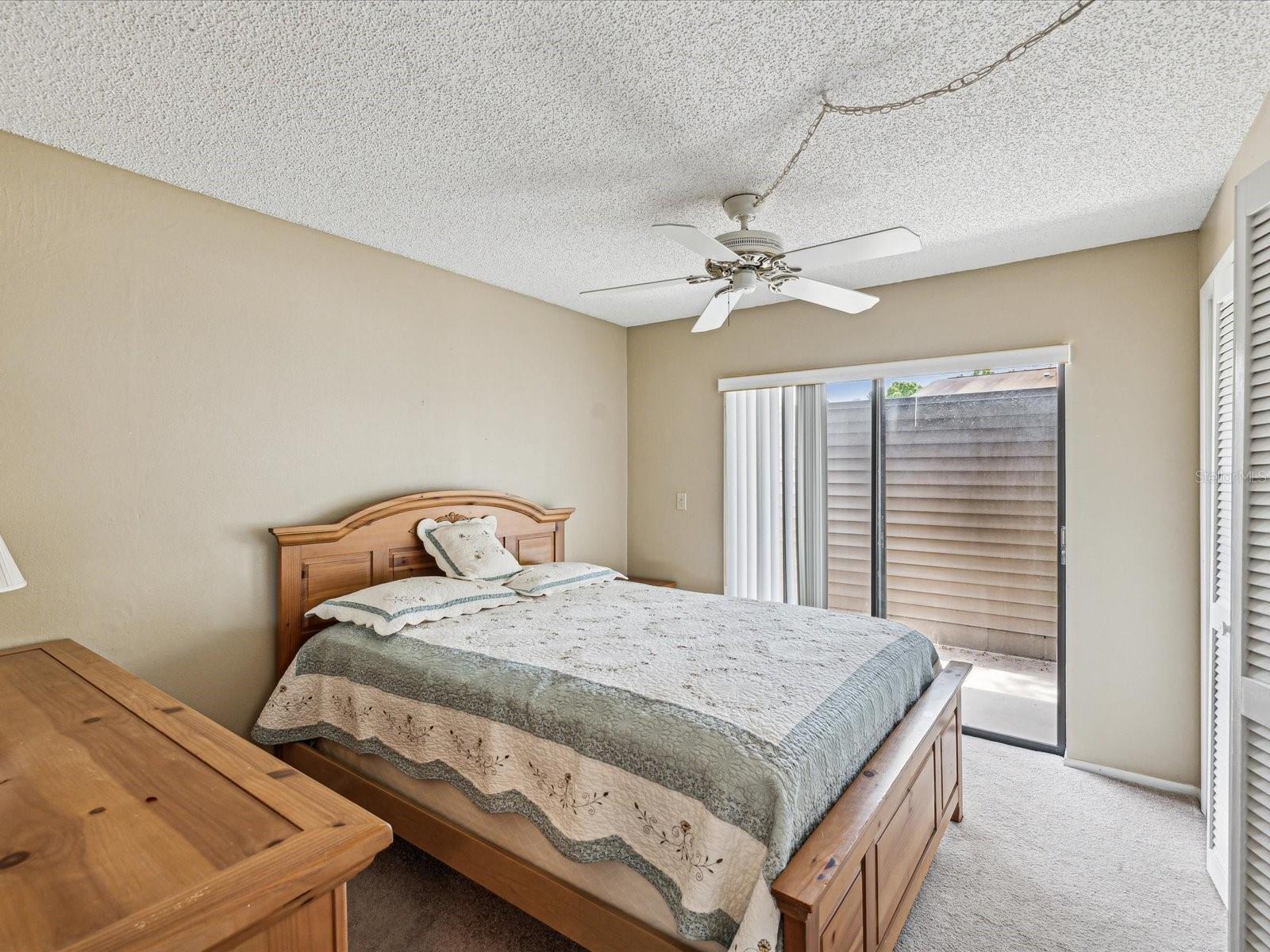 Image 18 of 80 For 12920 Wedgewood Way B