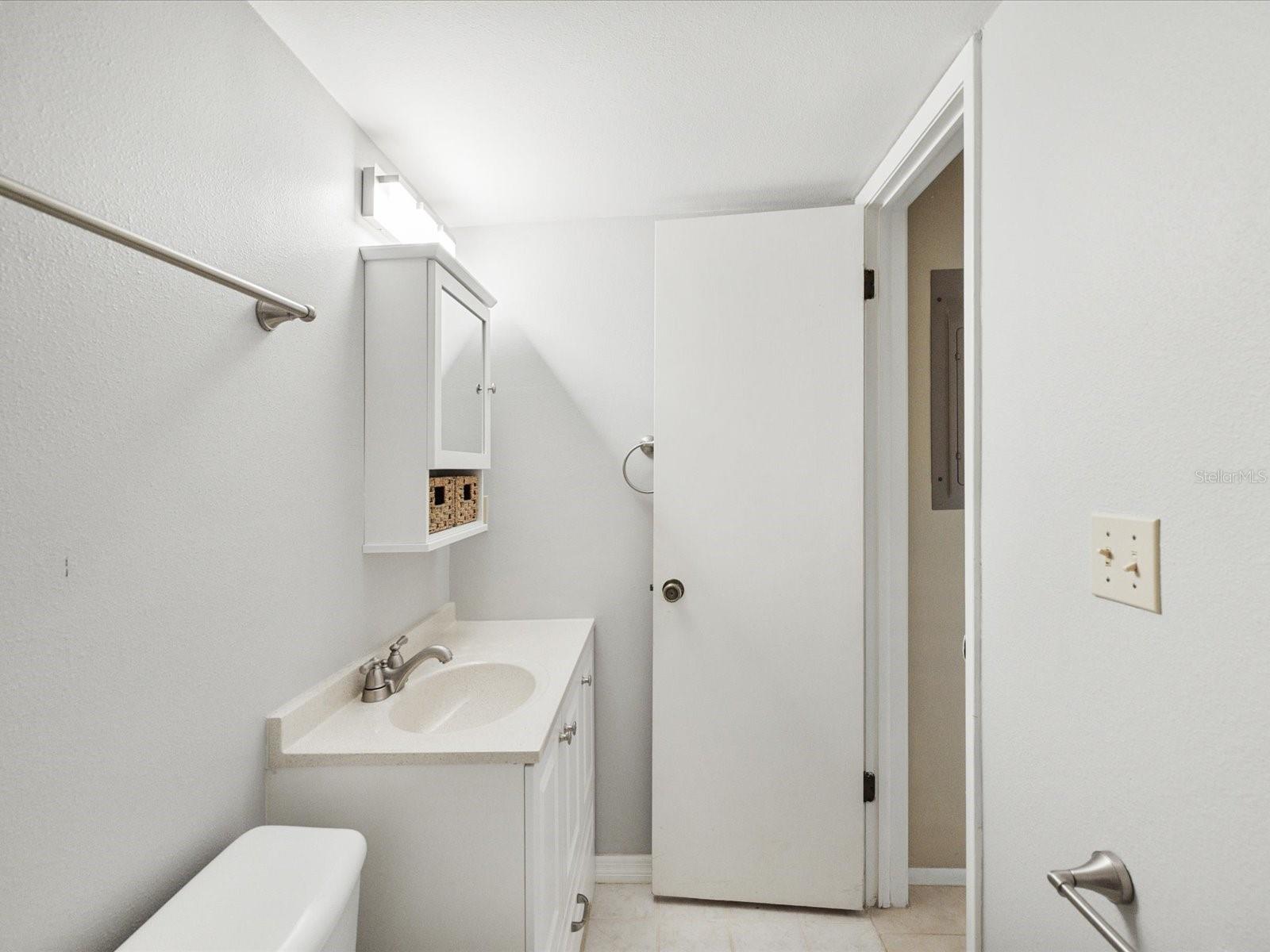 Image 21 of 80 For 12920 Wedgewood Way B