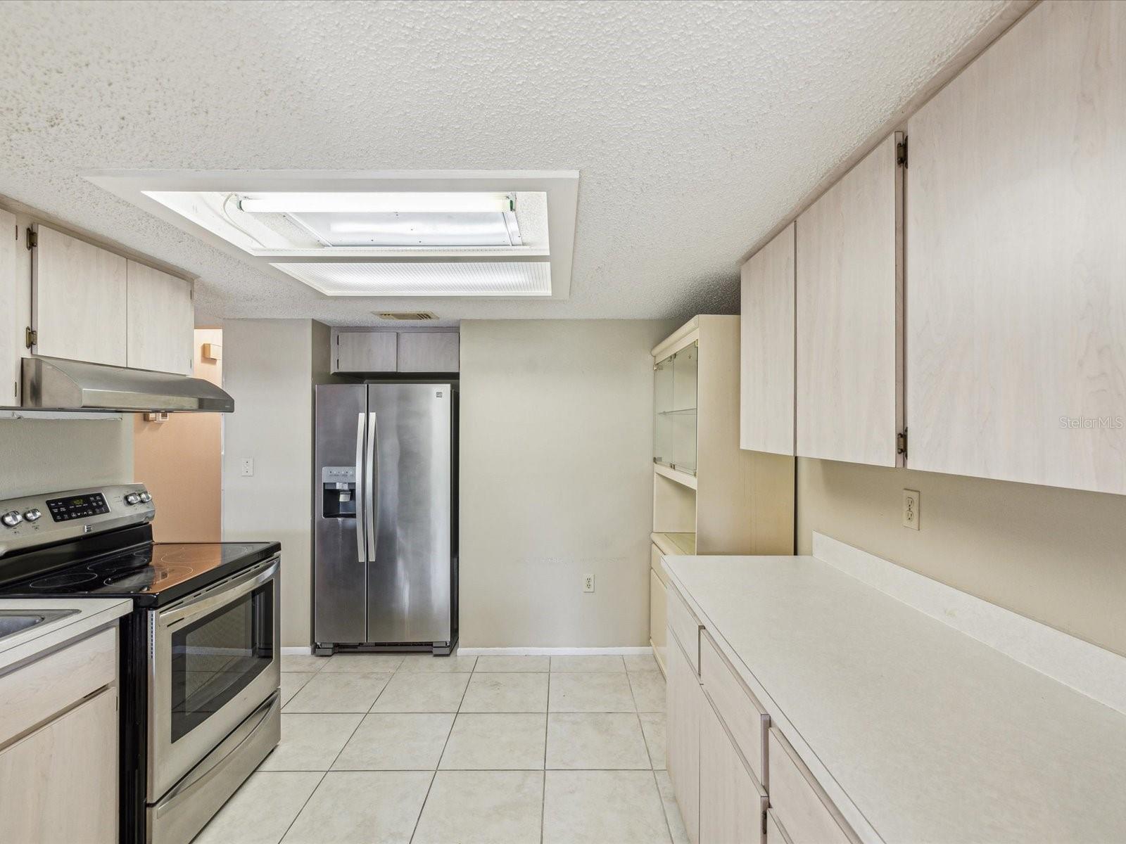 Image 8 of 80 For 12920 Wedgewood Way B