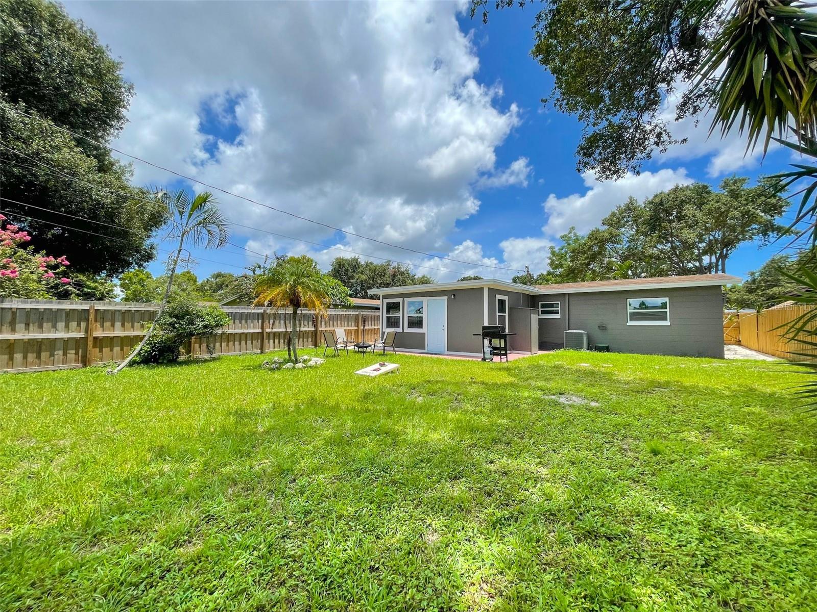 Image 27 of 37 For 4057 67th Avenue N