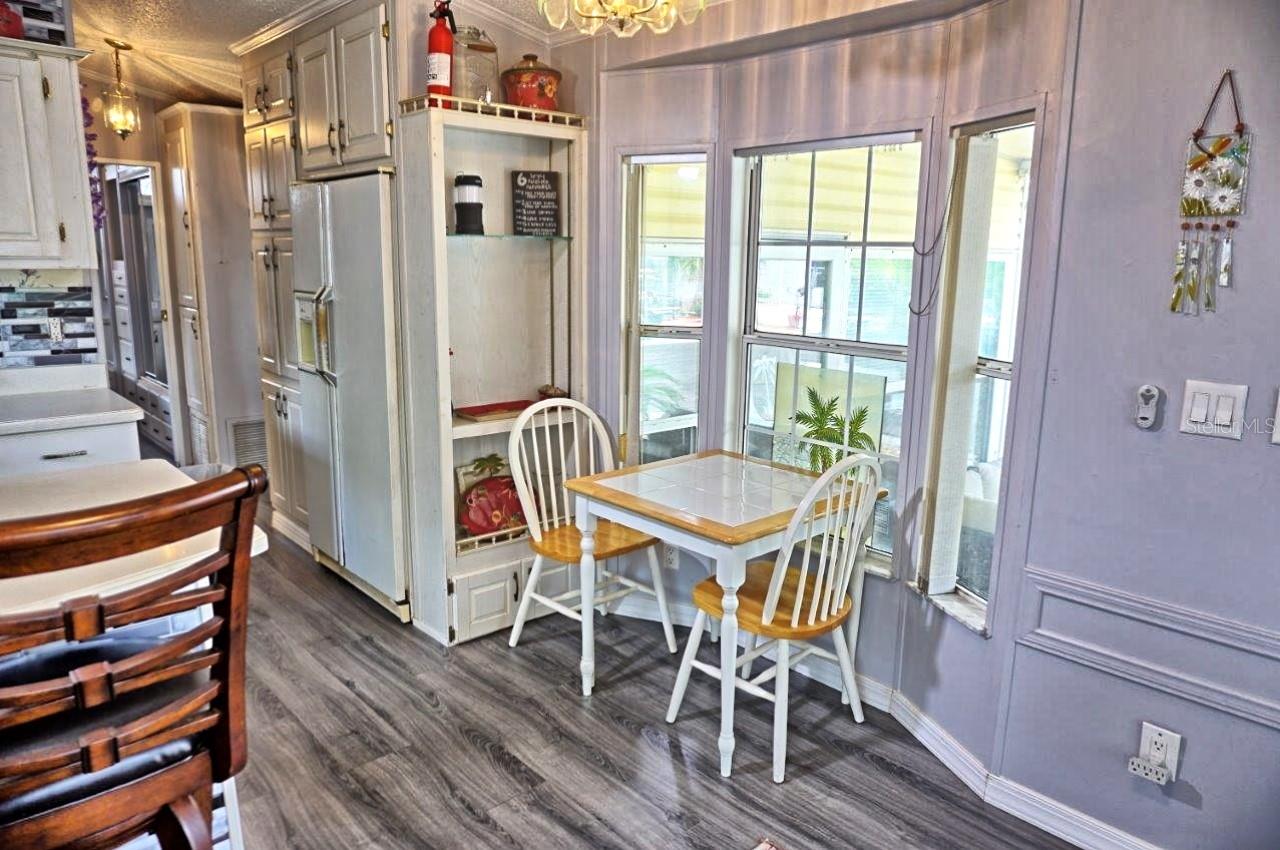 Listing photo id 9 for 21040 Lazy Days Circle