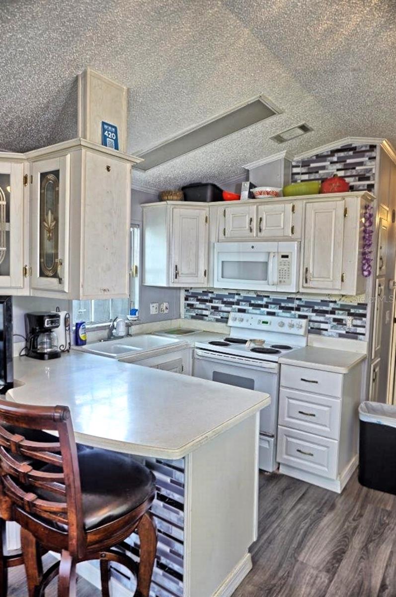 Listing photo id 15 for 21040 Lazy Days Circle