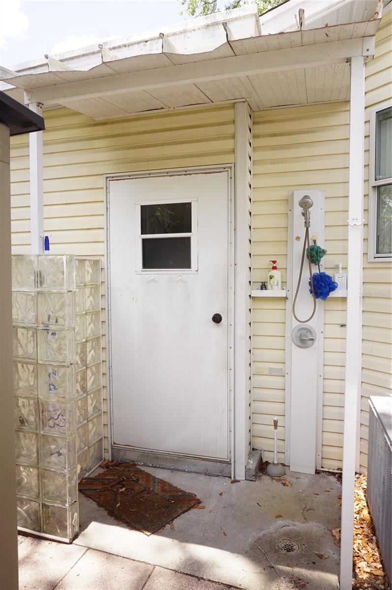 Listing photo id 29 for 21040 Lazy Days Circle