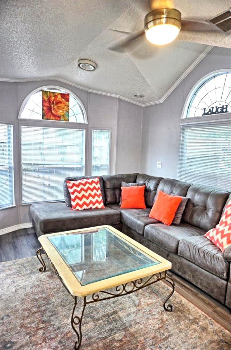 Listing photo id 7 for 21040 Lazy Days Circle