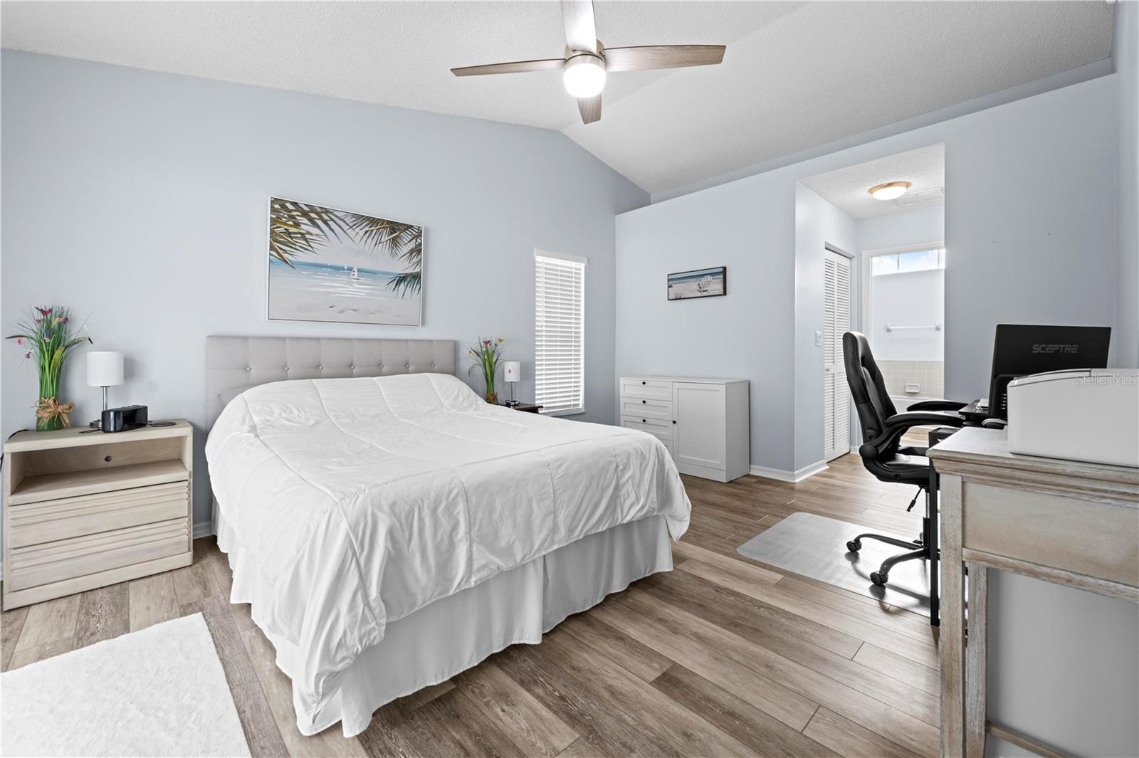 Image 14 of 25 For 5087 Oyster Court