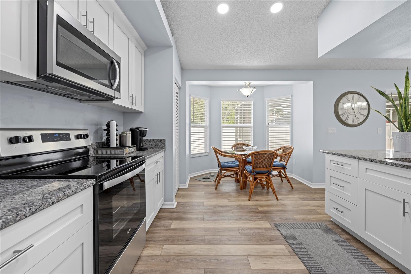 Image 4 of 25 For 5087 Oyster Court